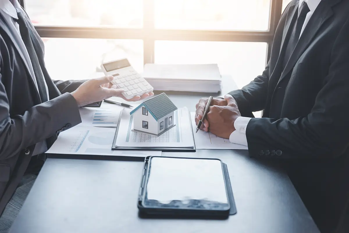 When Financial Transparency Creates Confusion in HOA Board Meetings Across West Cobb